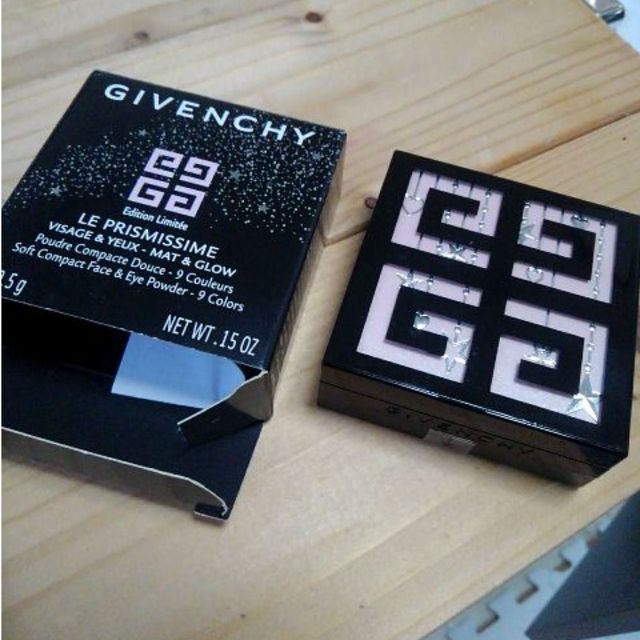 GIVENCHY(ジバンシィ)の【新品】ジバンシィ   フェイスパウダー＆アイシャドウ　#61 コスメ/美容のベースメイク/化粧品(フェイスパウダー)の商品写真