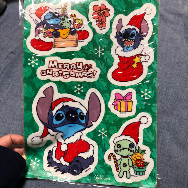 STITCH(スティッチ)のスティッチ ウインドウステッカー クリスマスデコレーション エンタメ/ホビーのおもちゃ/ぬいぐるみ(キャラクターグッズ)の商品写真