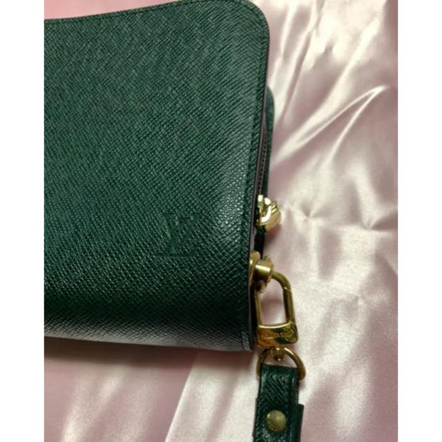 LOUIS VUITTON(ルイヴィトン)のLOUIS VUITTON タイガ バイカル バッグ グリーン メンズのバッグ(セカンドバッグ/クラッチバッグ)の商品写真