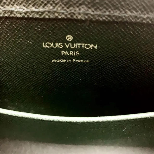 LOUIS VUITTON(ルイヴィトン)のLOUIS VUITTON タイガ バイカル バッグ グリーン メンズのバッグ(セカンドバッグ/クラッチバッグ)の商品写真