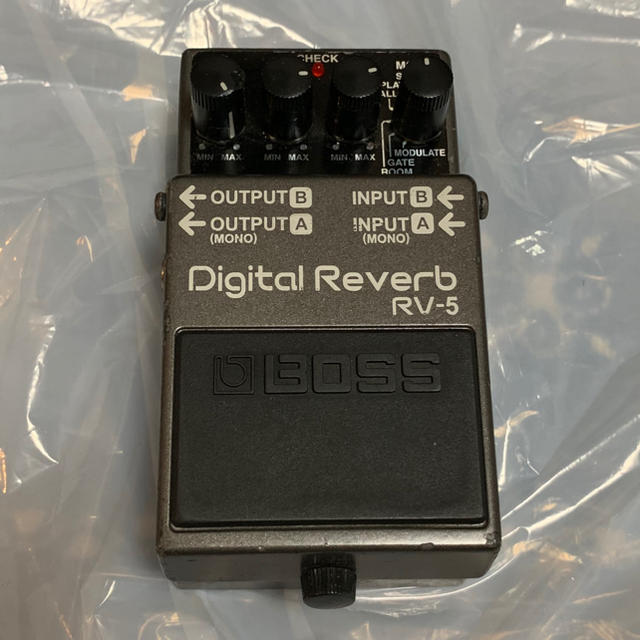 特別値下げ！BOSS digital reverb RV-5