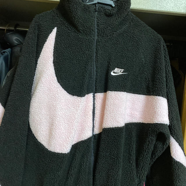 Nike Sportswear Big Swoosh Reversible Boa Jacket (Asia Sizing) Soft Pink/Black