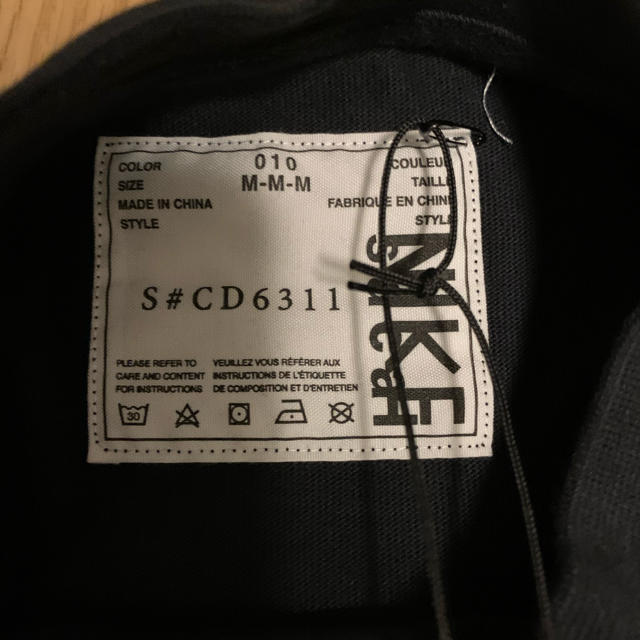 sacai(サカイ)のNIKE SACAI コラボＴ　Mサイズ メンズのトップス(Tシャツ/カットソー(半袖/袖なし))の商品写真