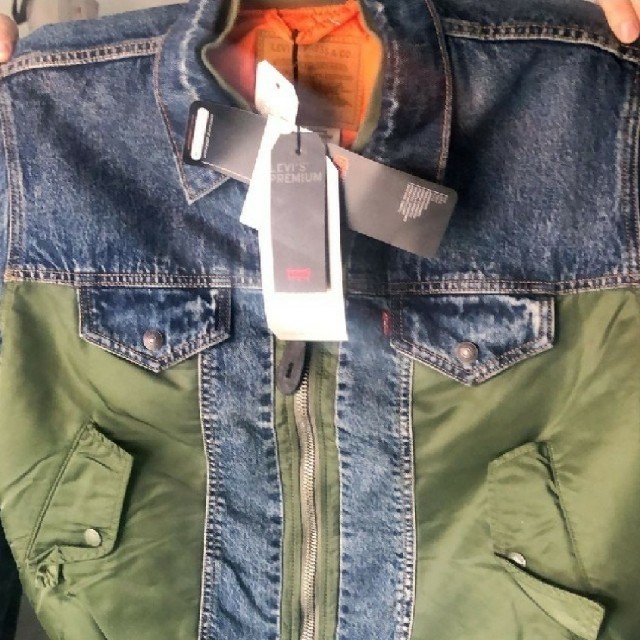 希少 リーバイス トラッカージャケット ハイブリッド ma-1 levi's メンズのジャケット/アウター(Gジャン/デニムジャケット)の商品写真
