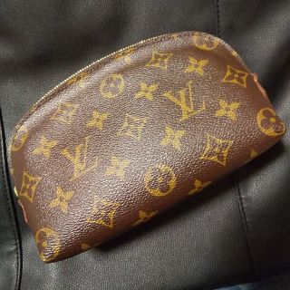 ルイヴィトン(LOUIS VUITTON)のみんみん様Xmas 特別SALE！ LOUISVUITTON   ポーチ (ポーチ)