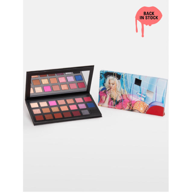 Kylie Cosmetics(カイリーコスメティックス)のにこる様専用です！ありがとうございます♡カイリーコスメティックスアイシャドウ コスメ/美容のベースメイク/化粧品(アイシャドウ)の商品写真