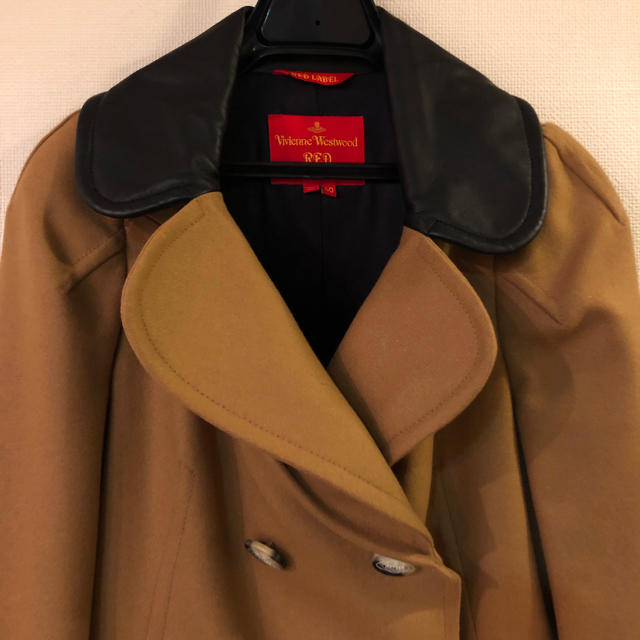 Vivienne Westwood(ヴィヴィアンウエストウッド)の【しろう様専用】ヴィヴィアン 変形ロングコート レディースのジャケット/アウター(ロングコート)の商品写真