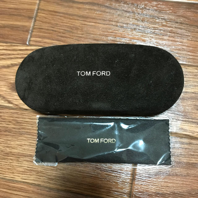 TOM FORD(トムフォード)のTOM FORD メガネケース メンズのファッション小物(サングラス/メガネ)の商品写真