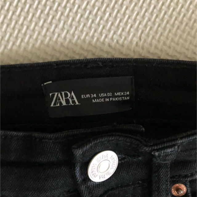 ZARA(ザラ)のZARA ハイラインズスキニーデニム レディースのパンツ(スキニーパンツ)の商品写真