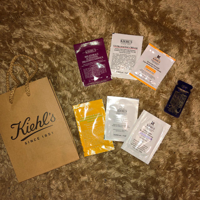 Kiehl's(キールズ)のキールズ テスターセット コスメ/美容のキット/セット(サンプル/トライアルキット)の商品写真