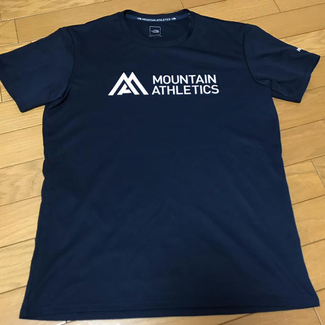 THE NORTH FACE(ザノースフェイス)の【未使用】ノースフェイス　半袖　送料込み メンズのトップス(Tシャツ/カットソー(半袖/袖なし))の商品写真