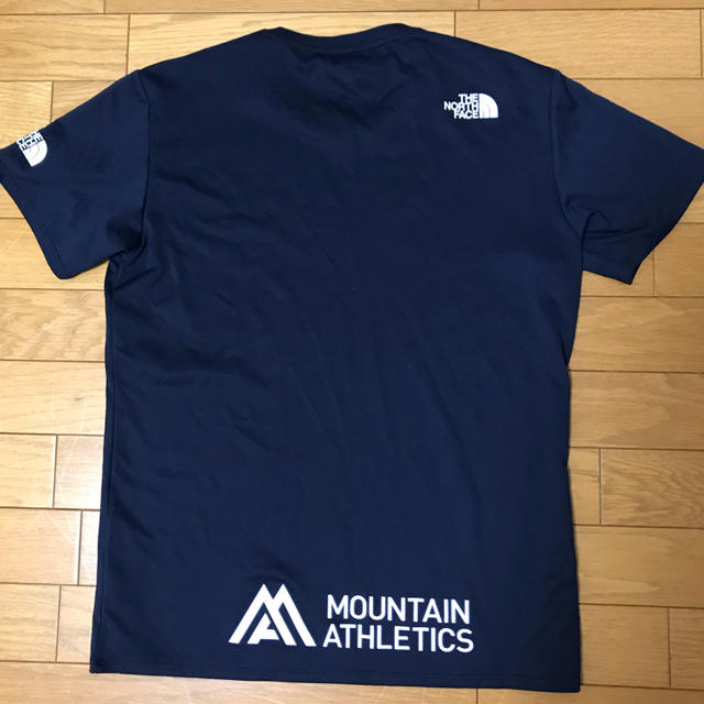 THE NORTH FACE(ザノースフェイス)の【未使用】ノースフェイス　半袖　送料込み メンズのトップス(Tシャツ/カットソー(半袖/袖なし))の商品写真