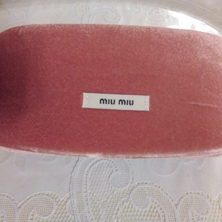 ミュウミュウ(miumiu)のミュウミュウサングラスケース(サングラス/メガネ)