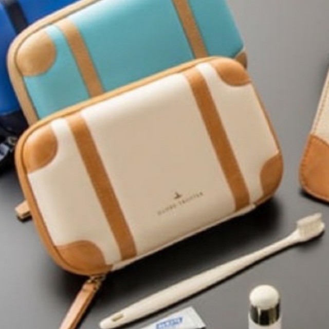 GLOBE-TROTTER(グローブトロッター)の週末値下☆新品☆ANA ビジネスクラス アメニティ　globe-trotter  レディースのファッション小物(ポーチ)の商品写真