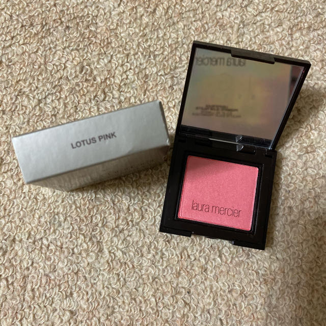 laura mercier(ローラメルシエ)の新品、ローラメルシェ、チーク、laura mercier コスメ/美容のベースメイク/化粧品(チーク)の商品写真