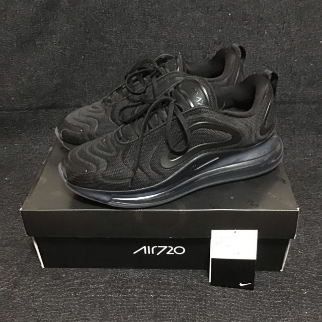 【美品】NIKE AirMax720 BLACK 27cm