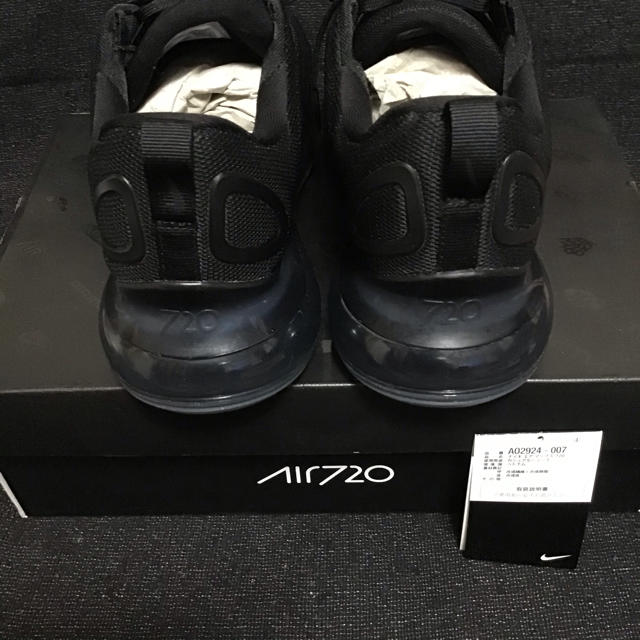 【美品】NIKE AirMax720 BLACK 27cm