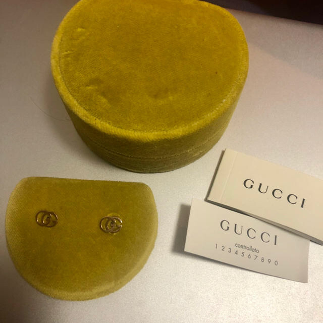 Gucci(グッチ)の【専用】Gucci グッチ GGスタッズ ピアス ローズゴールド レディースのアクセサリー(ピアス)の商品写真