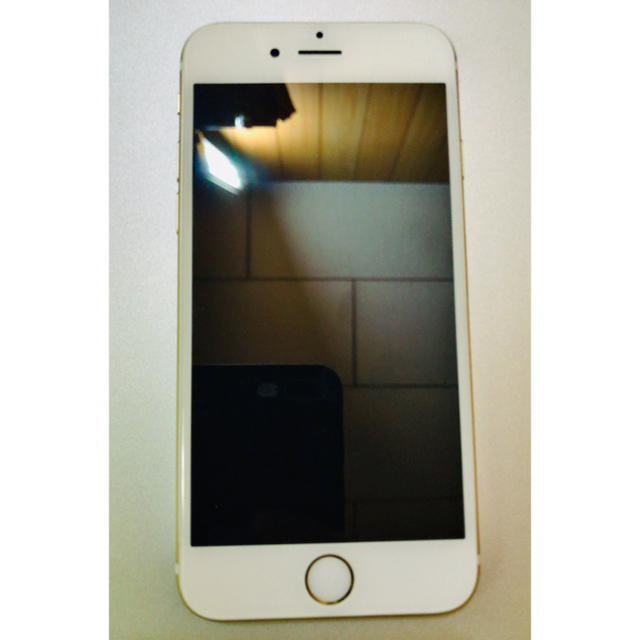 新型スマホOPPO iPhone 6s 32GB ゴールド docomo SIMフリー iface付