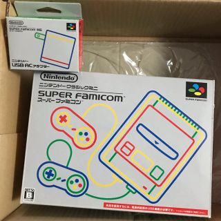 ニンテンドウ(任天堂)の任天堂　クラシックミニ　スーパーファミコン　レトロ　おまけ付(家庭用ゲーム機本体)