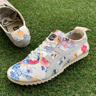 オニツカタイガー 花柄 スニーカー(レディース)の通販 27点 | Onitsuka ...