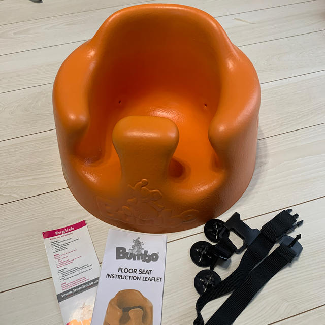 Bumbo(バンボ)のバンボ キッズ/ベビー/マタニティのキッズ/ベビー/マタニティ その他(その他)の商品写真