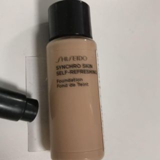 シセイドウ(SHISEIDO (資生堂))のシンクロスキン セルフリフレッシング リキッドファンデーション(ファンデーション)