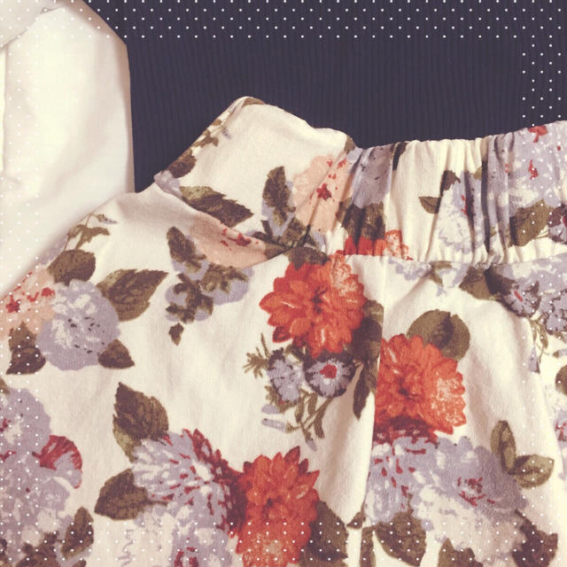 evelyn(エブリン)の♡ evelyn 花柄スカート ♡ レディースのスカート(ミニスカート)の商品写真
