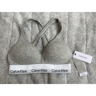 カルバンクライン(Calvin Klein)の【カルバンクライン】スポブラ　タグ付きSサイズ(ブラ)