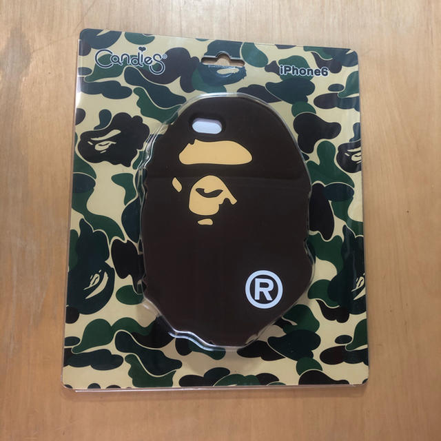 A BATHING APE(アベイシングエイプ)のアベイシングエイプ iphoneケース スマホ/家電/カメラのスマホアクセサリー(iPhoneケース)の商品写真