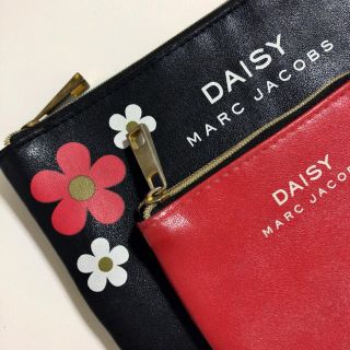 マークジェイコブス(MARC JACOBS)の雑誌付録 マークジェイコブズ ポーチセット 黒 赤 デイジー(ポーチ)