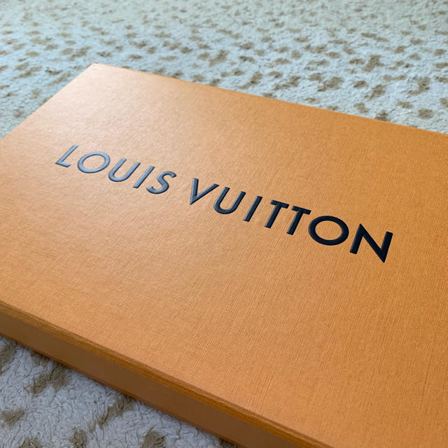 LOUIS VUITTON(ルイヴィトン)のルイヴィトン空箱・ショップ袋SET レディースのバッグ(ショップ袋)の商品写真