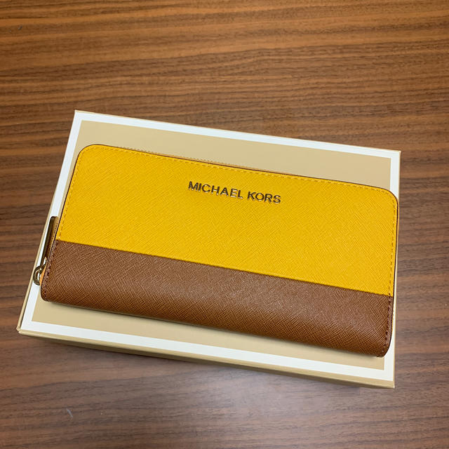 MICHAEL KORS   財布