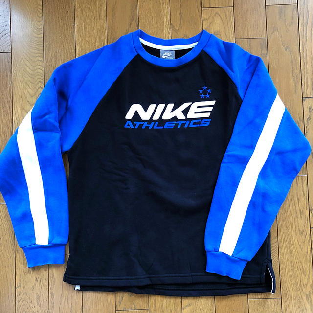 NIKE(ナイキ)の【値下げ✨】NIKE　トレーナー　150センチＭ キッズ/ベビー/マタニティのキッズ服男の子用(90cm~)(その他)の商品写真