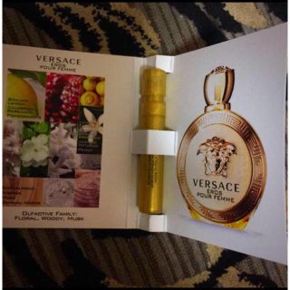 ヴェルサーチ(VERSACE)のヴェルサーチ 香水 サンプル(香水(女性用))