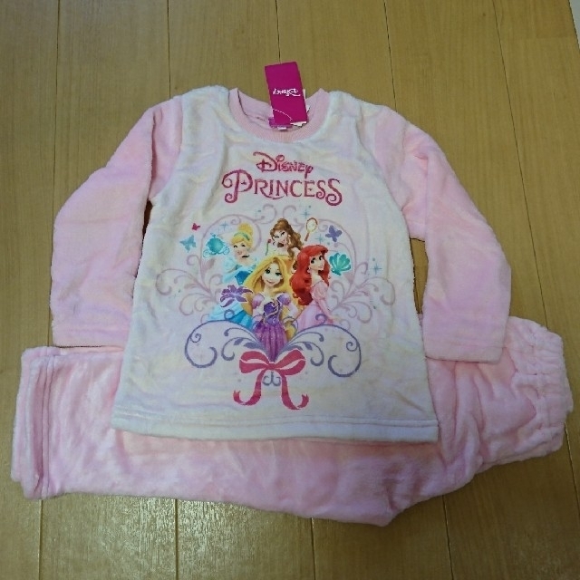 Disney(ディズニー)のDisney プリンセス  パジャマ  キッズ/ベビー/マタニティのキッズ服女の子用(90cm~)(パジャマ)の商品写真