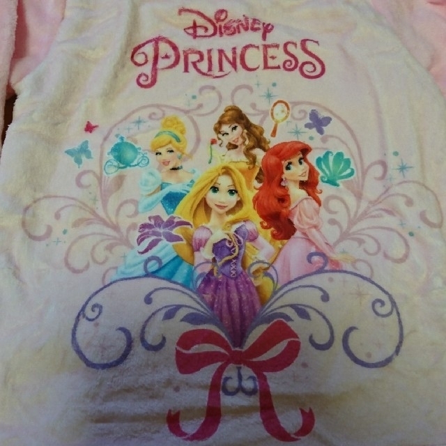 Disney(ディズニー)のDisney プリンセス  パジャマ  キッズ/ベビー/マタニティのキッズ服女の子用(90cm~)(パジャマ)の商品写真