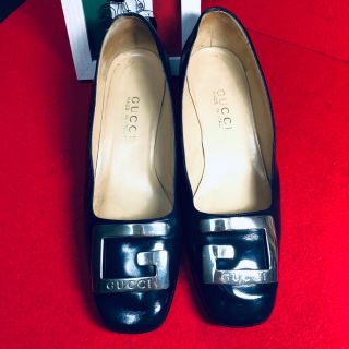 グッチ(Gucci)のGUCCI グッチ　エナメル　Gマーク　ネイビー　パンプス(ハイヒール/パンプス)