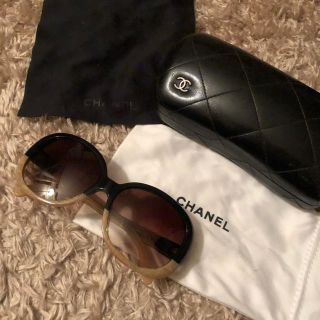 CHANEL - CHANEL バイカラー サングラスの通販 by kyua♡|シャネル CHANEL - CHANEL バイカラー サングラスの通販 by kyua♡|シャネル