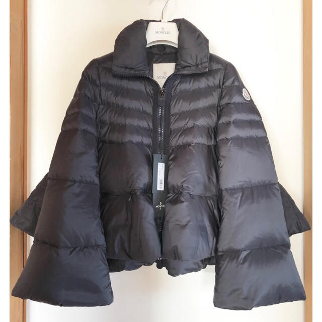 MONCLER(モンクレール)の ☆MONCLERモンクレールS☆希少MITSUKOフレアーダウン♪超美品タグ付 レディースのジャケット/アウター(ダウンコート)の商品写真