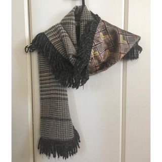 H.P.FRANCE(マフラー/ショール)のフリマアイテム一覧 H.P.FRANCE(マフラー/ショール)のフリマアイテム一覧