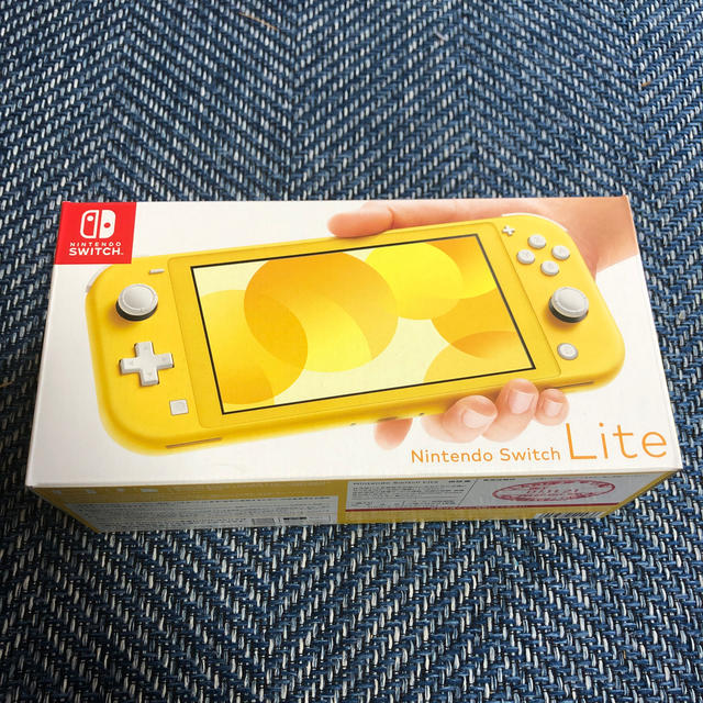 スイッチライト Nintendo Switch Lite イエロー　新品未開封