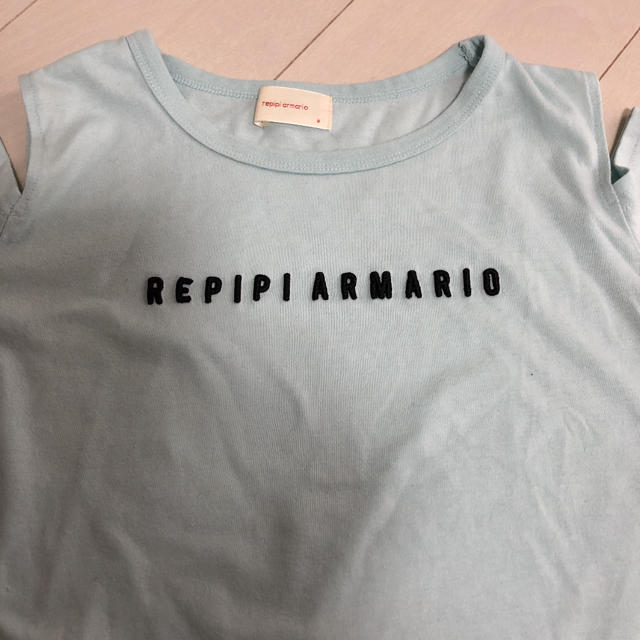 repipi armario(レピピアルマリオ)のレピピアルマリオ  肩空きTシャツ　可愛い　美品 キッズ/ベビー/マタニティのキッズ服女の子用(90cm~)(Tシャツ/カットソー)の商品写真