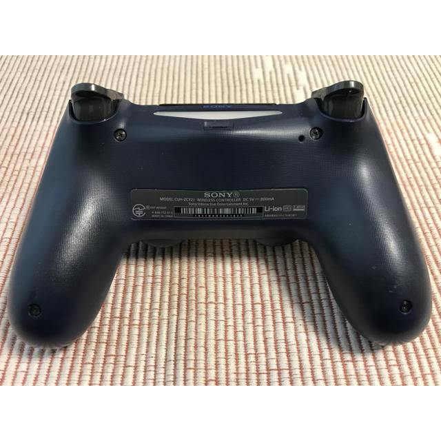 PlayStation4(プレイステーション4)のPS4 DUALSHOCK4 コントローラー CUH-ZCT2J22 少し訳あり エンタメ/ホビーのゲームソフト/ゲーム機本体(その他)の商品写真