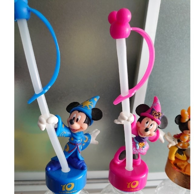 Disney(ディズニー)のディズニー ペットボトルキャップ 4個セット エンタメ/ホビーのおもちゃ/ぬいぐるみ(キャラクターグッズ)の商品写真