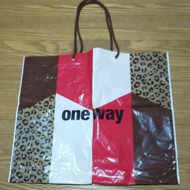 one*way(ワンウェイ)のone way ショッパー 約51cm×44cm×14cm レディースのバッグ(ショップ袋)の商品写真