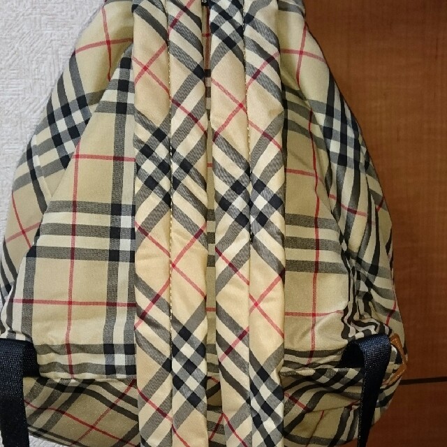 BURBERRY BLUE LABEL(バーバリーブルーレーベル)のBURBERRY BLUE LABEL ナイロン リュック レディースのバッグ(リュック/バックパック)の商品写真