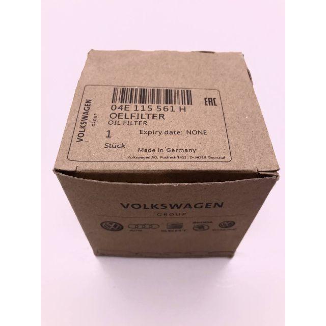 Volkswagen(フォルクスワーゲン)のVW 　アウディ　純正 オイルフィルター　オイルエレメント 04E115561H 自動車/バイクの自動車(車種別パーツ)の商品写真