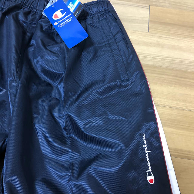 Champion(チャンピオン)の専用 5,390円《新品》Champion 裏メッシュ ウインドパンツ XO メンズのパンツ(その他)の商品写真