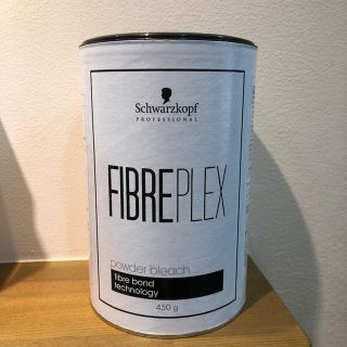 シュワルツコフ(Schwarzkopf)の《新品未開封》ファイバープレックスブリーチ450g(ブリーチ剤)